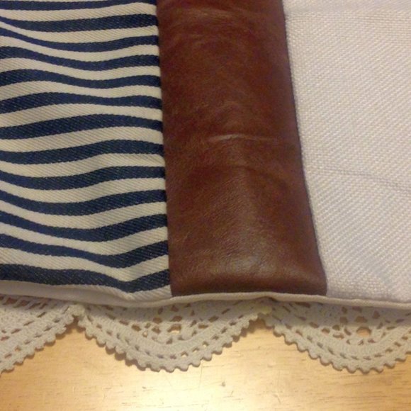 Farmhouse rustic accent pillow cover - Picture 3 of 5